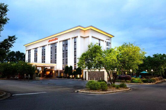 Hampton Inn Columbia I 26 Harbison Blvd — Property