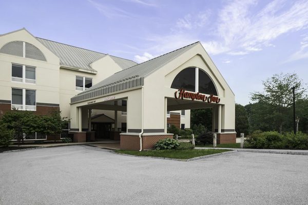 Hampton Inn Concord Bow — Property