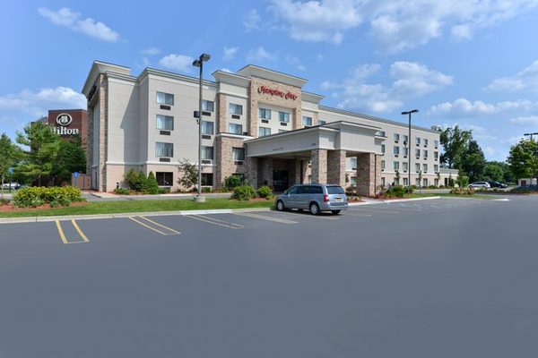Hampton Inn Detroit Auburn Hills South — Property