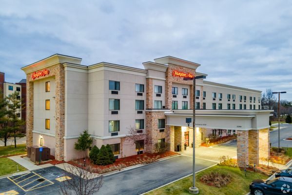 Hampton Inn Detroit Auburn Hills South — Property