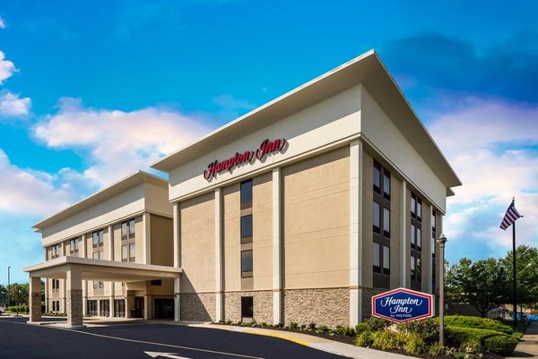 Hampton Inn Dover — Property