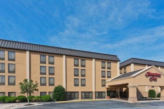 Hampton Inn Dover — Property