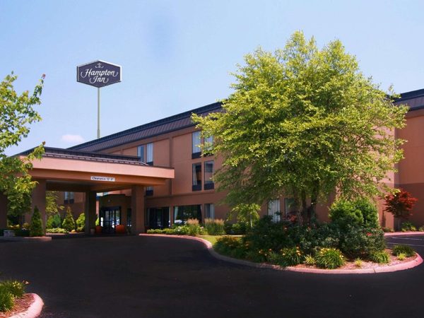 Hampton Inn Elizabethtown — Property