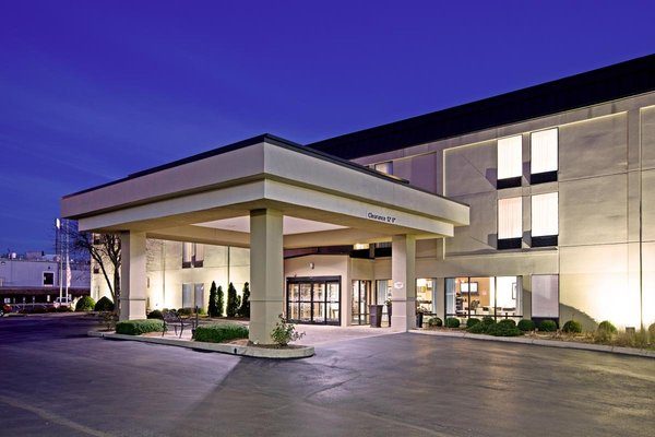 Hampton Inn Elizabethtown — Property