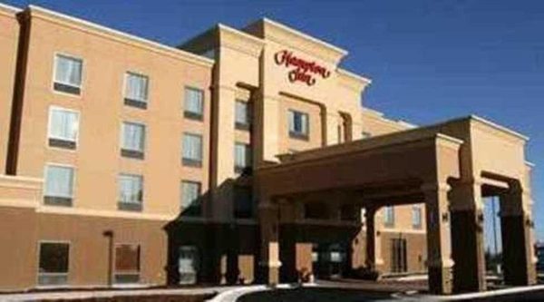 Hampton Inn Evanston — Property
