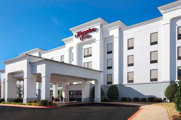 Hampton Inn Fayetteville — Property