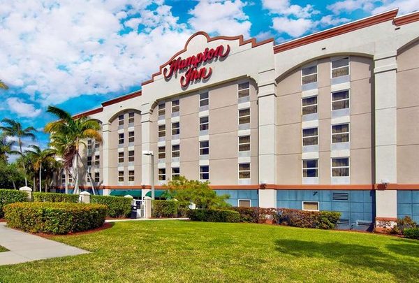 Hampton Inn Ft Lauderdale Airport North Cruise Port — Property