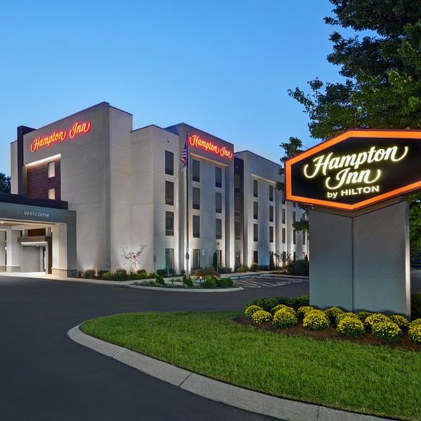 Hampton Inn Gallatin — Property