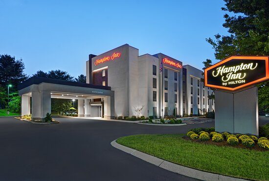 Hampton Inn Gallatin — Property