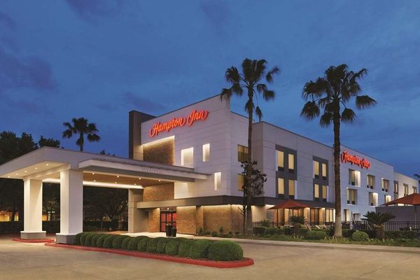 Hampton Inn Houston Brookhollow — Property
