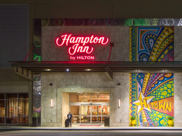Hampton Inn Houston Downtown — Property