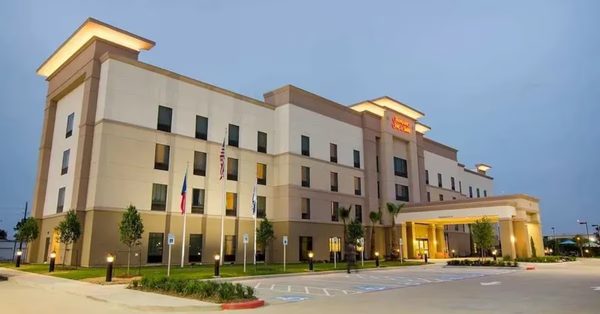 Hampton Inn Houston willowbrook Mall — Property