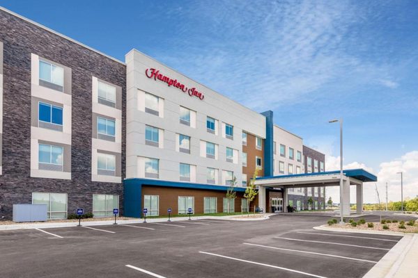 Hampton Inn Kansas City Southeast — Property