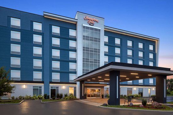 Hampton Inn Kinston — Property