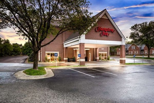 Hampton Inn Lincoln South Heritage Park — Property