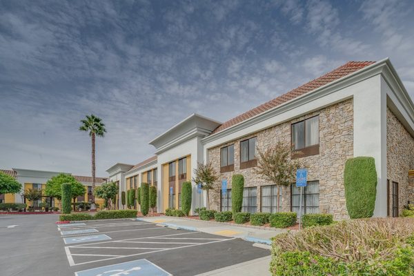Hampton Inn Livermore — Property