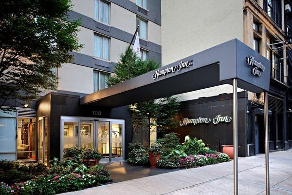 Hampton Inn Manhattan Chelsea New York City New York — Property