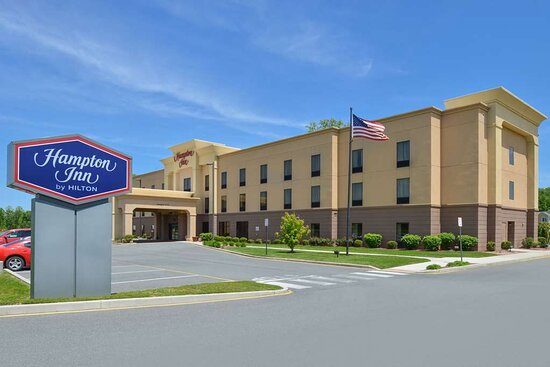 Hampton Inn Milford — Property