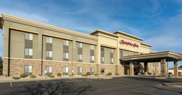 Hampton Inn Mitchell — Property