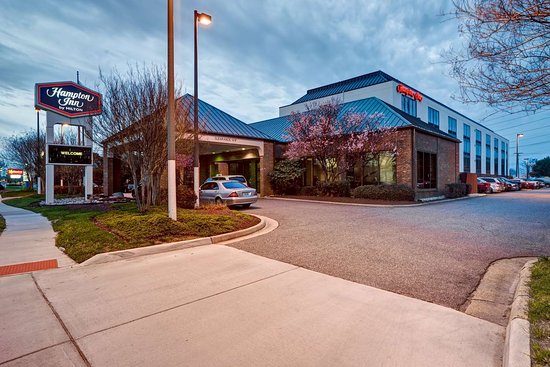 Hampton Inn Norfolk Naval Base — Property