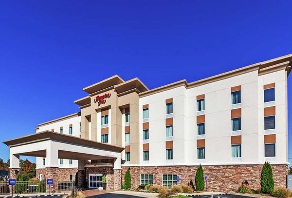 Hampton Inn North Little Rock Mccain Mall — Property