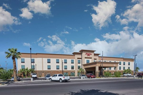 Hampton Inn Parker — Property