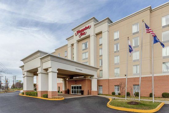 Hampton Inn Richmond South — Property