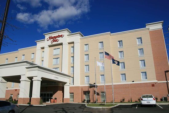 Hampton Inn Richmond South — Property