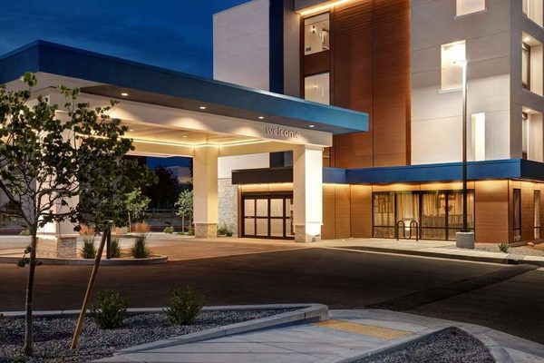 Hampton Inn Santa Fe South — Property