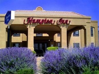 Hampton Inn Santa Fe South — Property