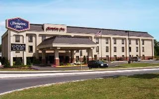 Hampton Inn Seaford — Property