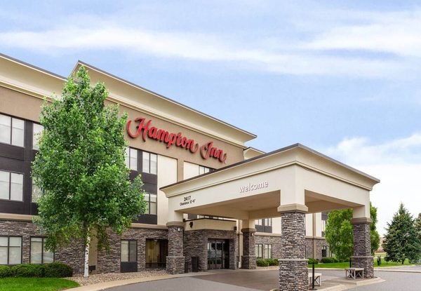 Hampton Inn Sioux Falls — Property