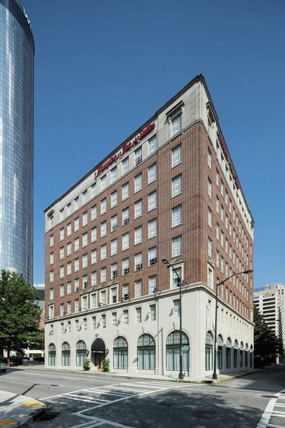 Hampton Inn Suites Atlanta Downtown — Property