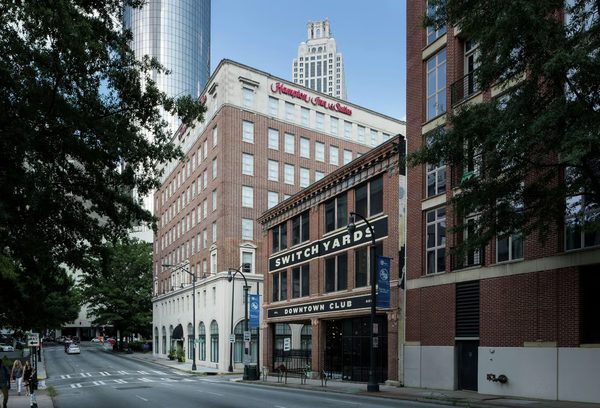 Hampton Inn Suites Atlanta Downtown — Property