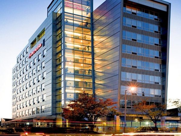 Hampton Inn Suites Boston Crosstown Center — Property