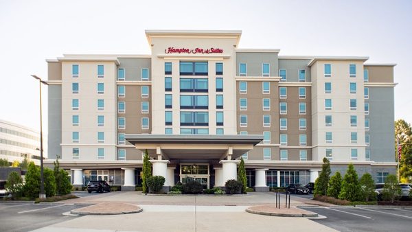 Hampton Inn Suites By Hilton Atlanta Perimeter Dunwoody — Property