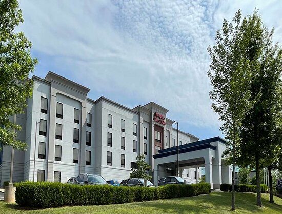 Hampton Inn Suites By Hilton Louisville East Oxmoor — Property