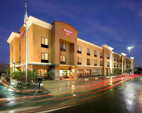 Hampton Inn Suites Carlsbad — Property