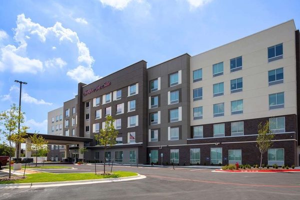 Hampton Inn Suites Cedar Park North Austin — Property
