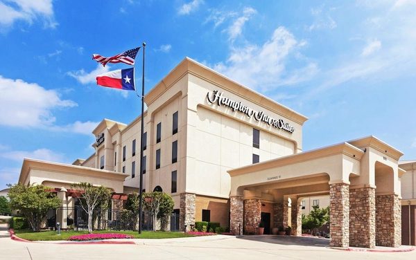 Hampton Inn Suites Dallas ft Worth Airport South — Property