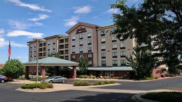 Hampton Inn Suites Denver Cherry Creek — Property