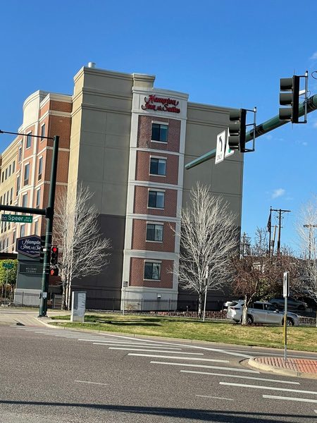 Hampton Inn Suites Denver Speer Boulevard — Property