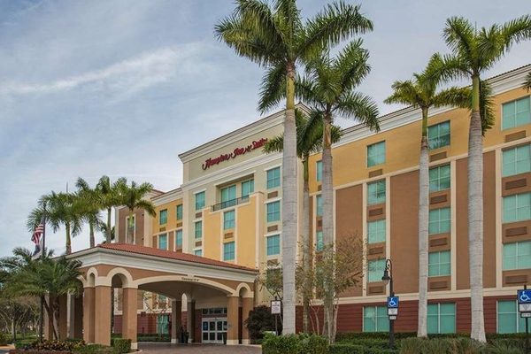 Hampton Inn Suites Ft Lauderdale miramar — Property