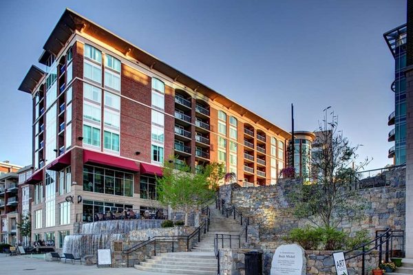 Hampton Inn Suites Greenville Downtown RiverPlace — Property