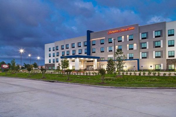 Hampton Inn Suites Houston East Beltway 8 — Property