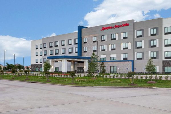 Hampton Inn Suites Houston East Beltway 8 — Property