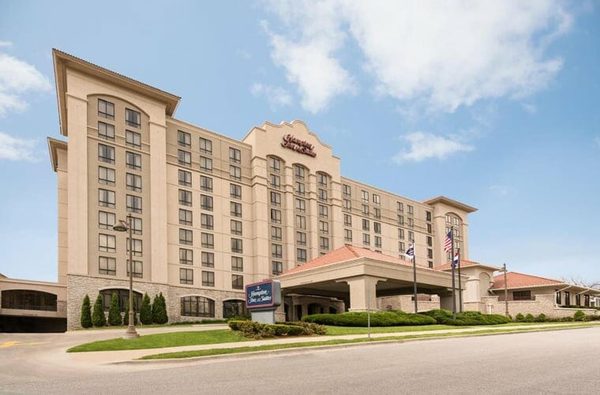 Hampton Inn Suites Kansas City Country Club Plaza Kansas City Missouri — Property