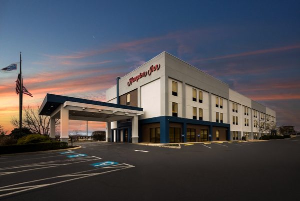 Hampton Inn Suites Lancaster — Property