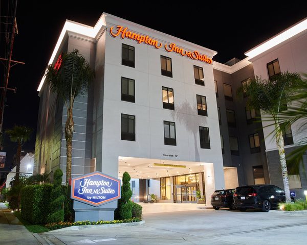 Hampton Inn Suites Los Angeles Sherman Oaks Los Angeles California — Property