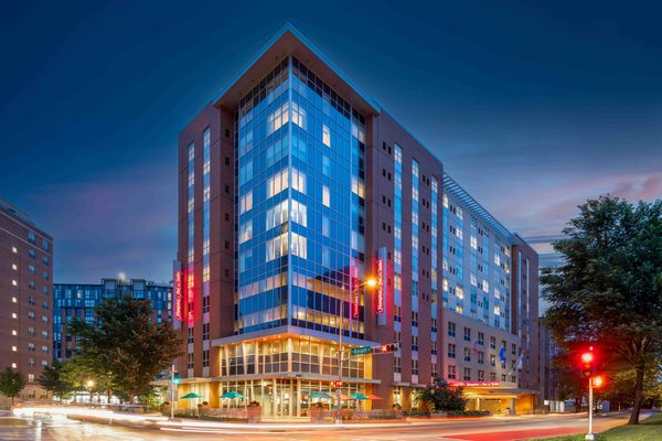 Hampton Inn Suites Madison Downtown Madison Wisconsin — Property